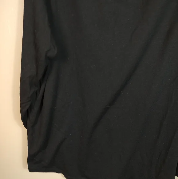 Torrid 4 Black Off The Shoulder Top - Picture 4 of 11
